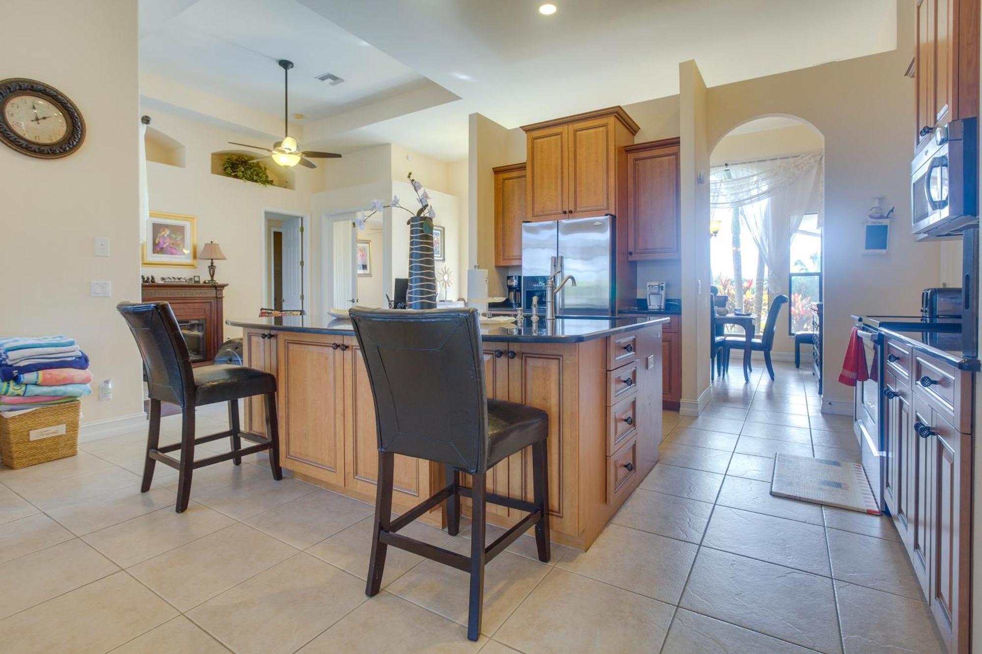 Upscale Marco Island Villa With Outdoor Bar And Pool! Exterior photo